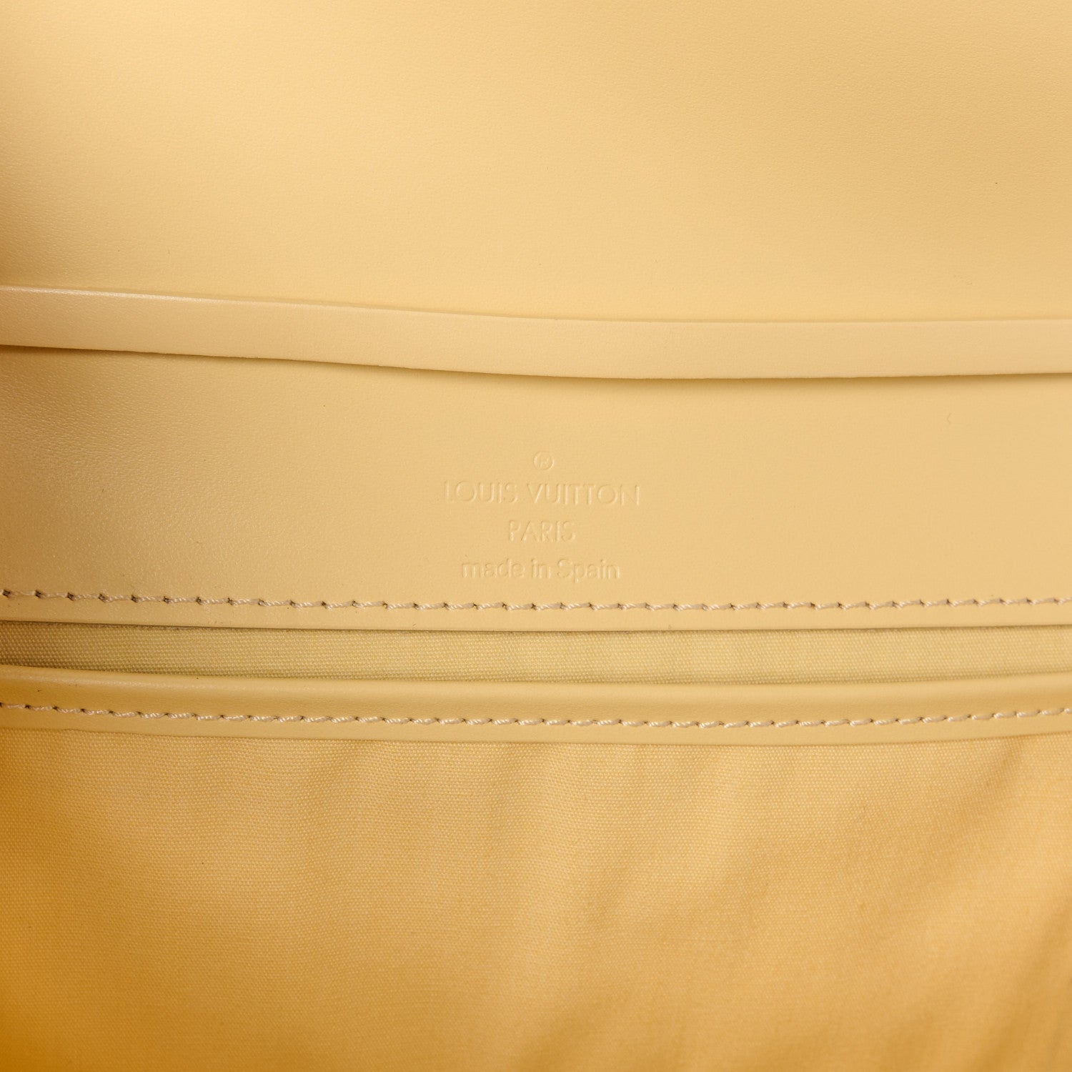 Louis Vuitton Epi Honfleur Vanilla 6 of 11