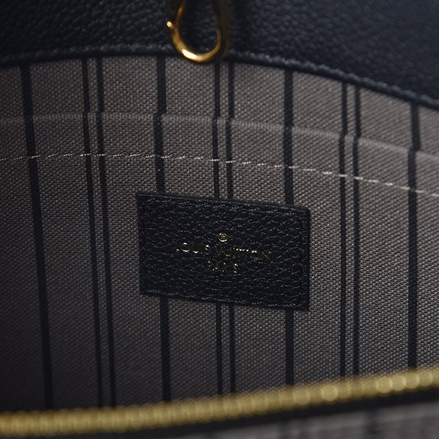 Empreinte Montaigne MM Black