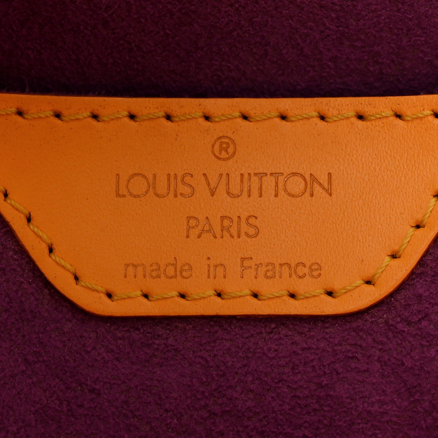 Epi Saint Jacques PM Long Straps Tassil