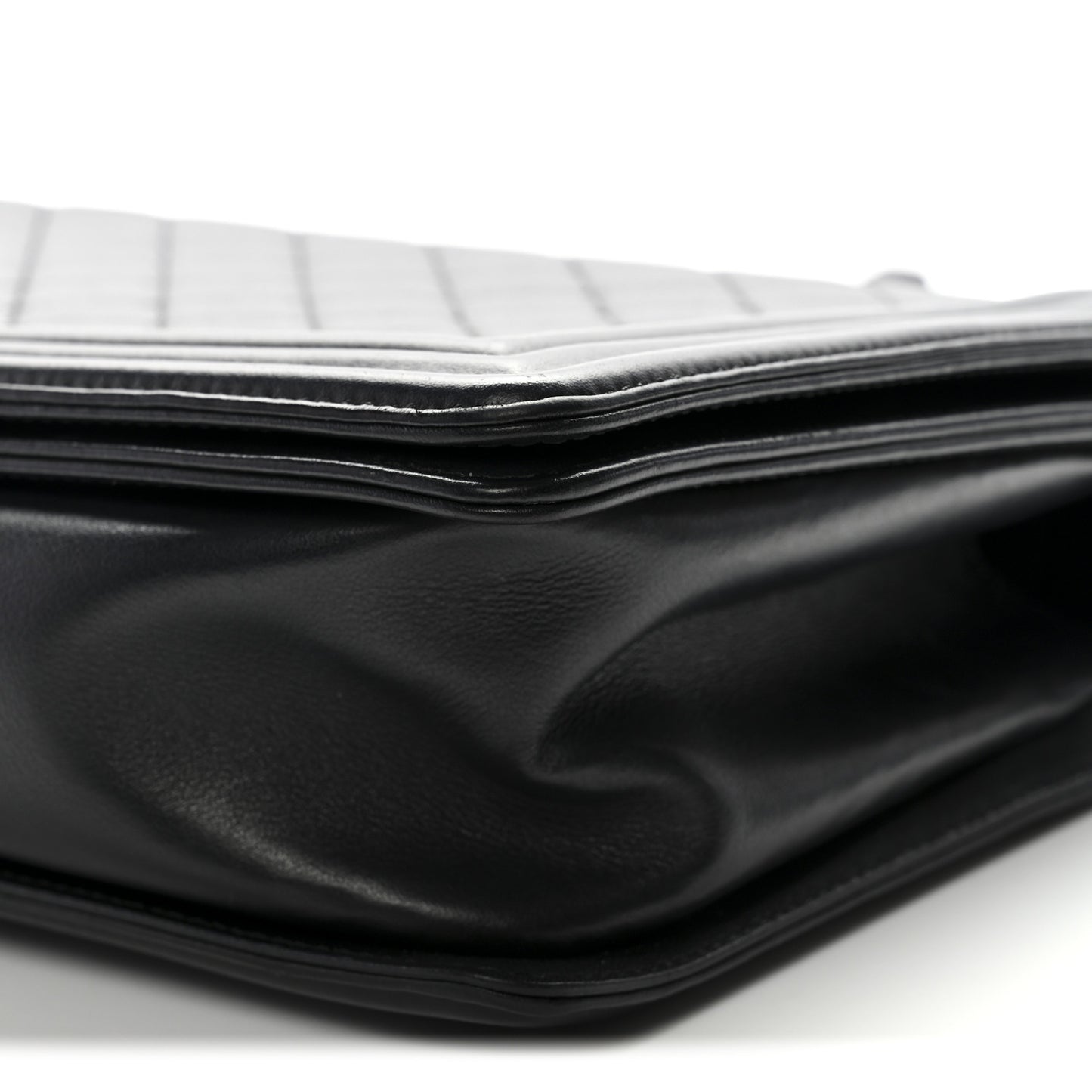 Calfskin Quilted New Medium Boy Flap So Black