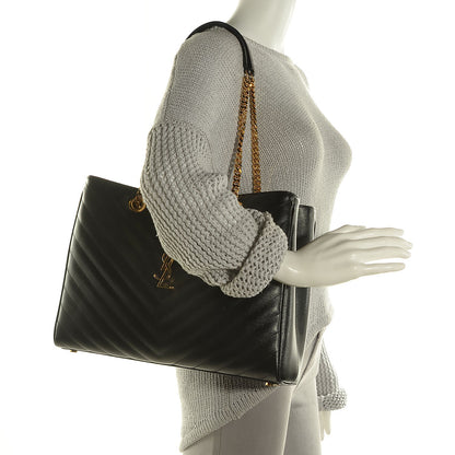 Saint Laurent Grain De Poudre Matelasse Chevron Monogram Shopping Bag Black 2 of 8