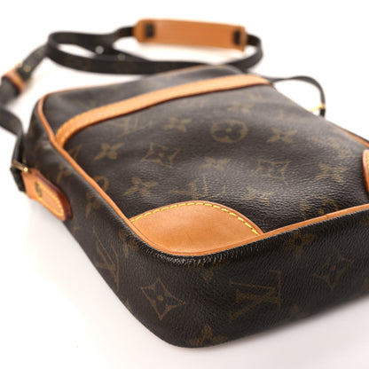 Louis Vuitton Monogram Danube 21 7 of 8
