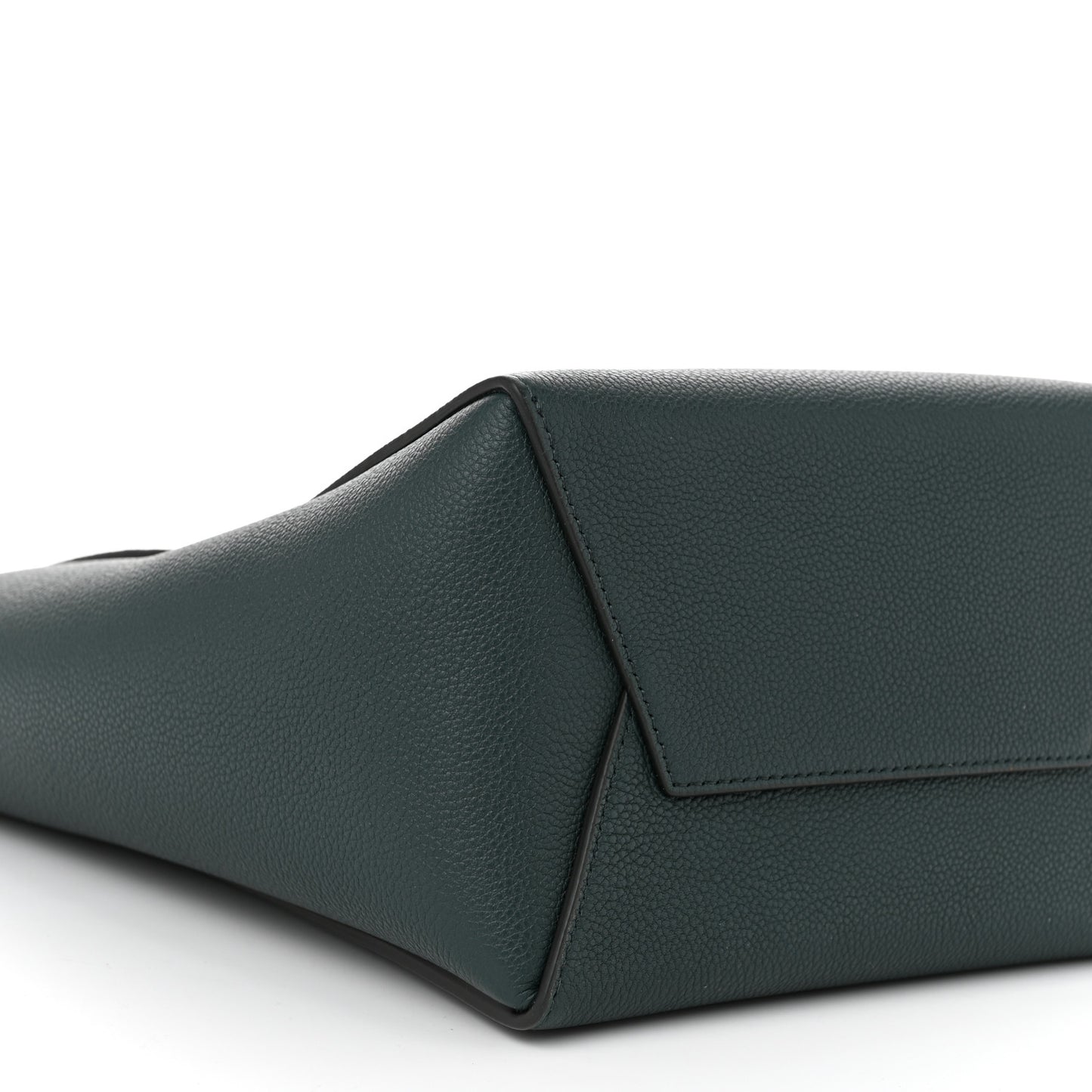 Soft Grained Calfskin Small Sangle Bucket Bag Amazone