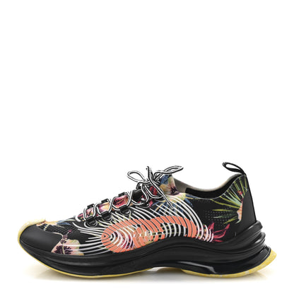 Gucci Technical Knit Fabric Waves Mens Gucci Run Sneakers 10 Black Multicolor 1 of 9