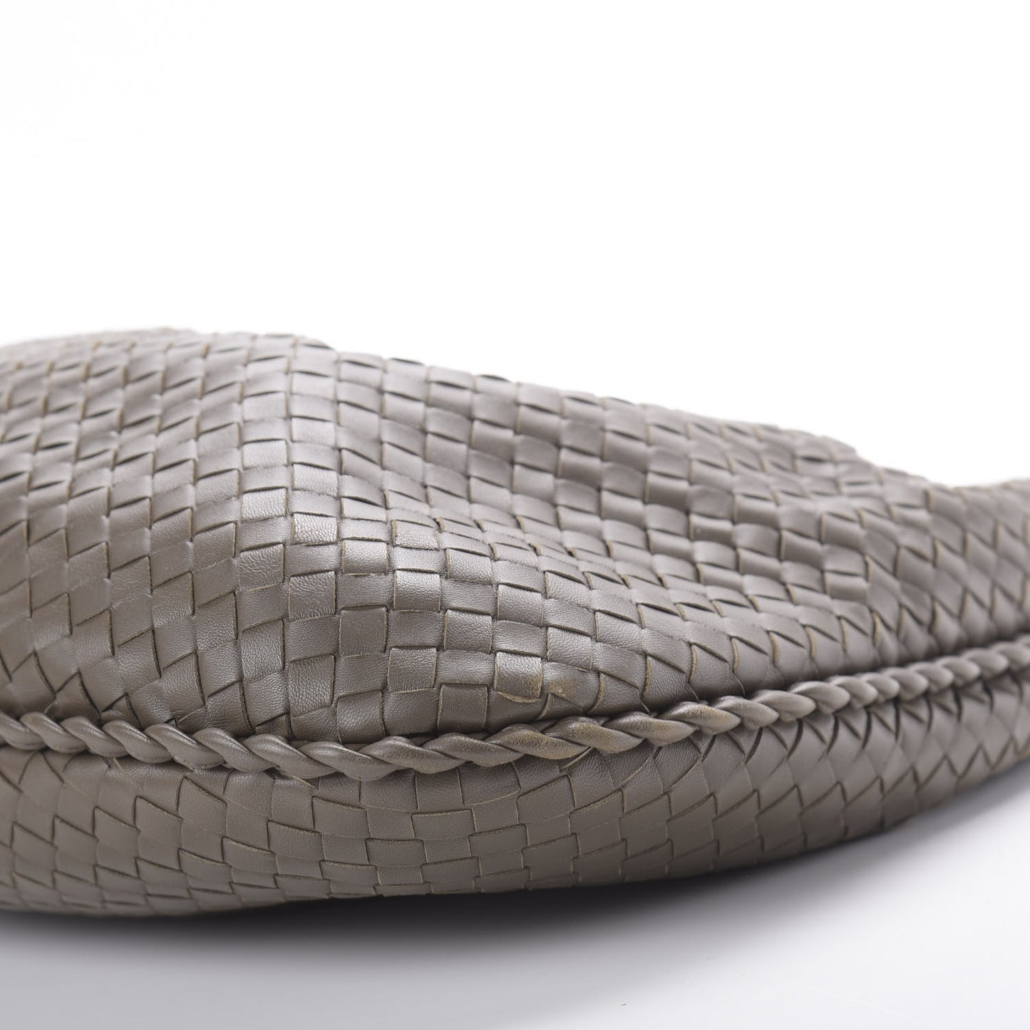 Nappa Intrecciato Medium Veneta Hobo Grey