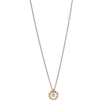 Chanel Pearl CC Round Necklace Gold 1 of 6
