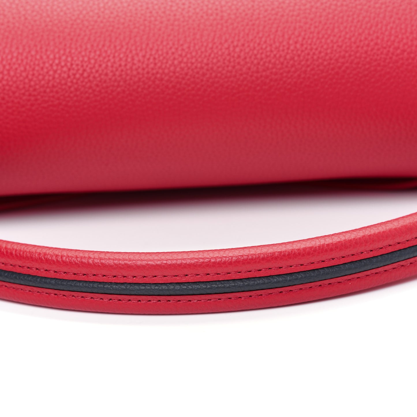 Grained Calfskin Monogram Double V Rubis