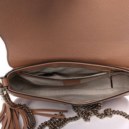Gucci Pebbled Calfskin Medium Soho Flap Crossbody Camelia 5 of 12