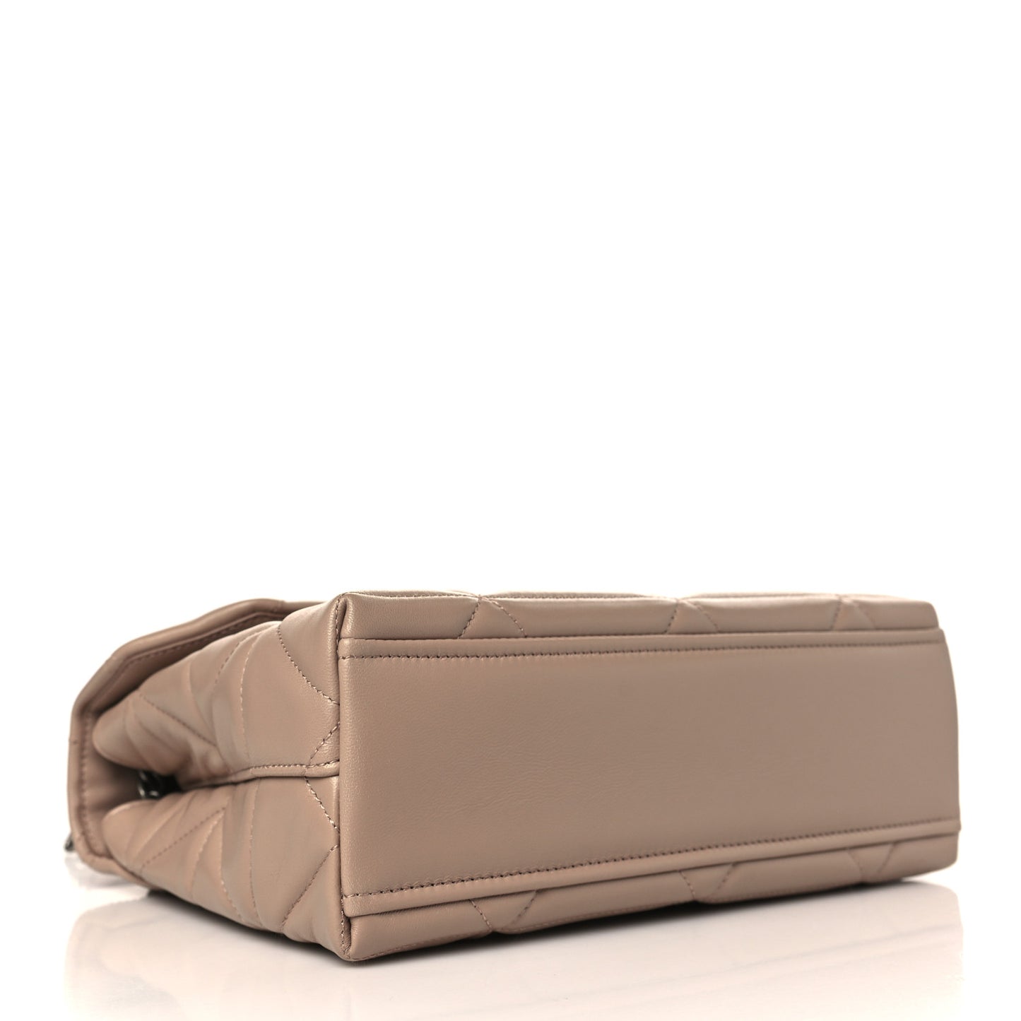 Nappa Triangle Stitched Large Spectrum Bag Cipria