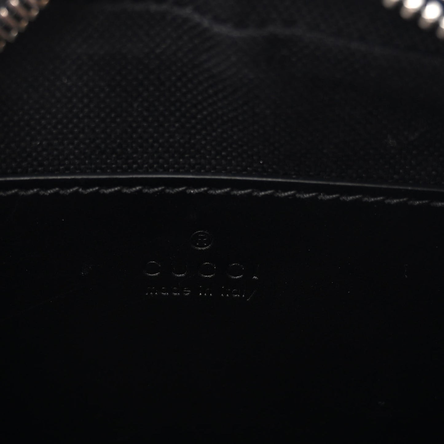Calfskin Matelasse Monochrome Mini GG Marmont Chain Shoulder Bag Black