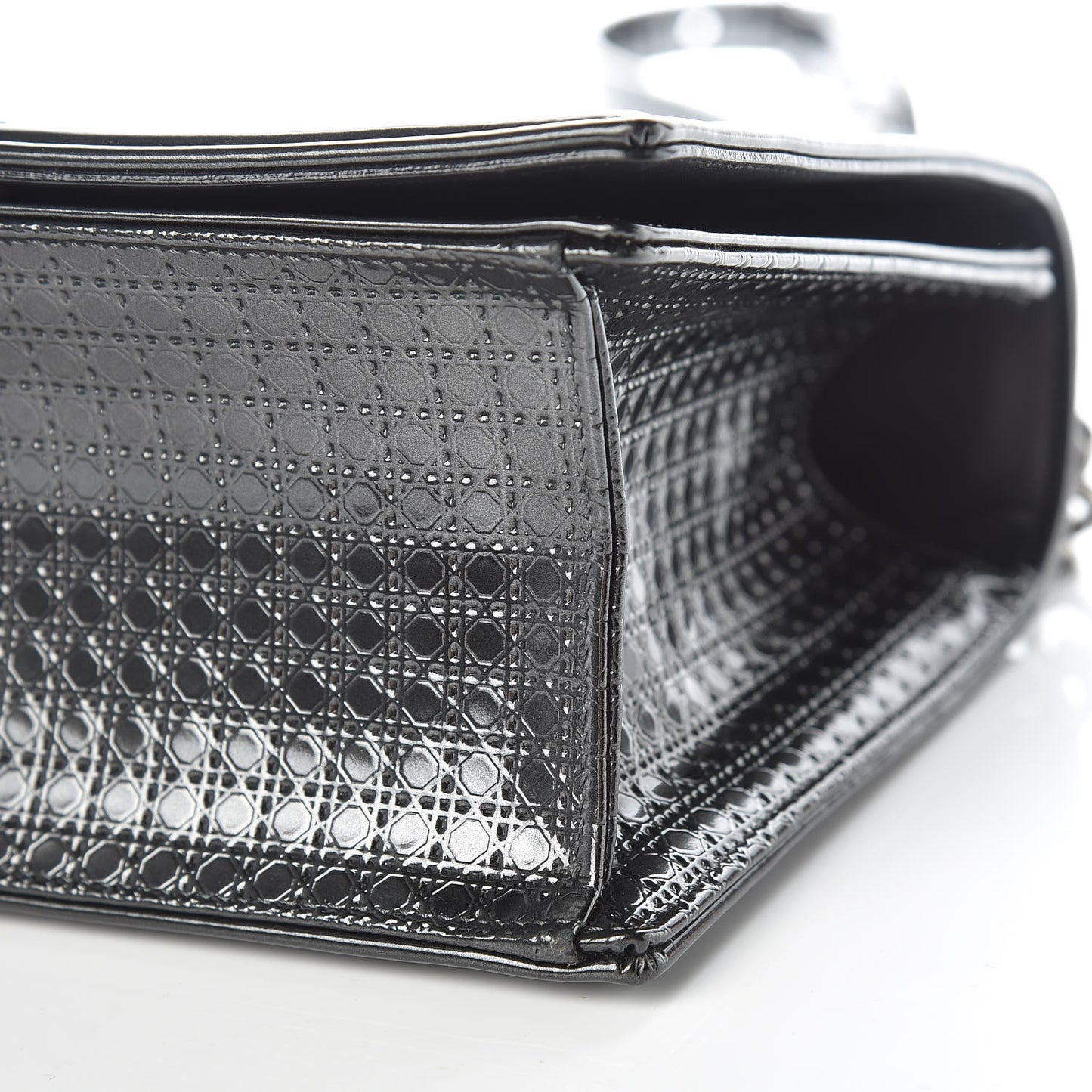 Metallic Patent Micro-Cannage Medium Diorama Flap Bag Graphite