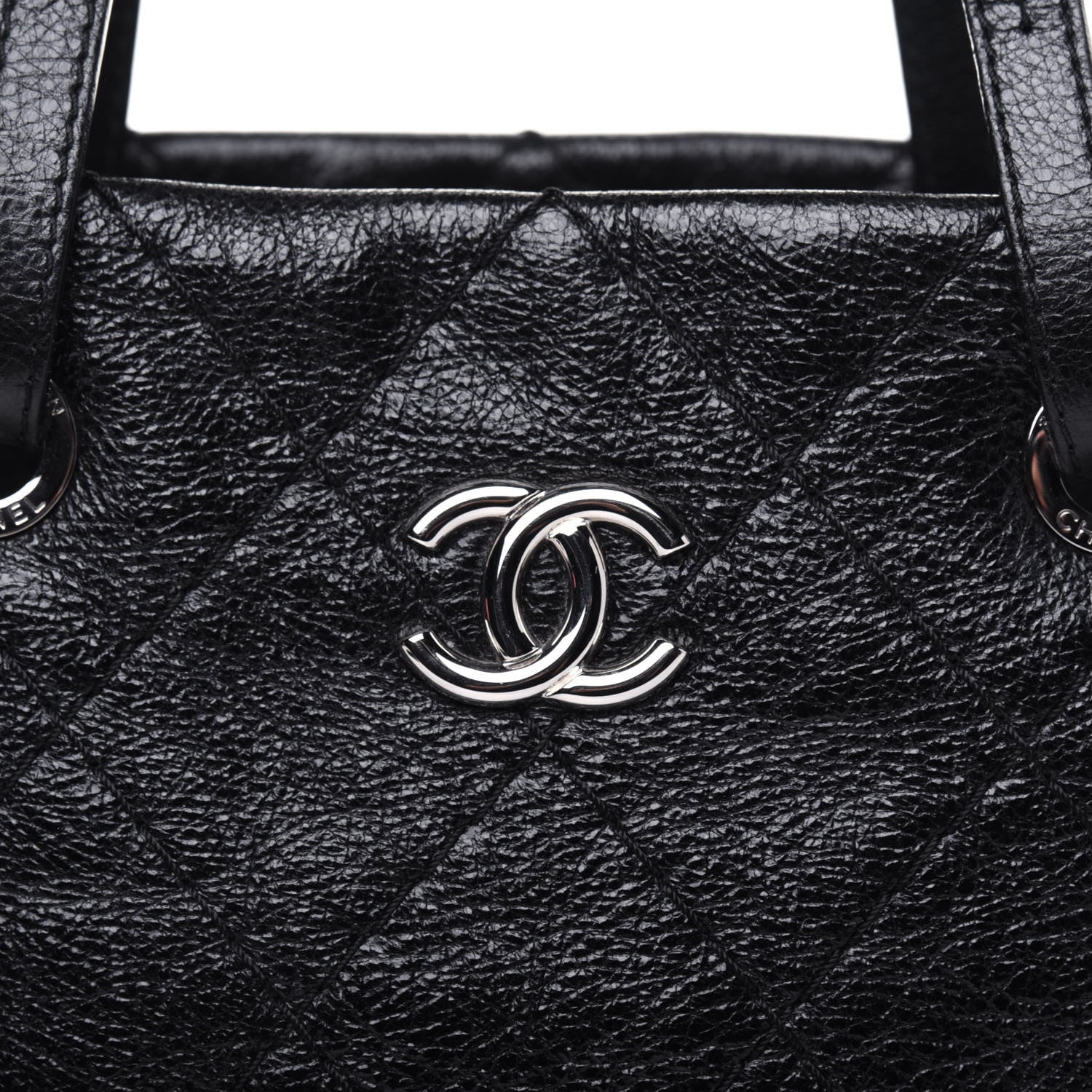 Chanel Glazed Calfskin Large On The Road Tote Black 18 of 22