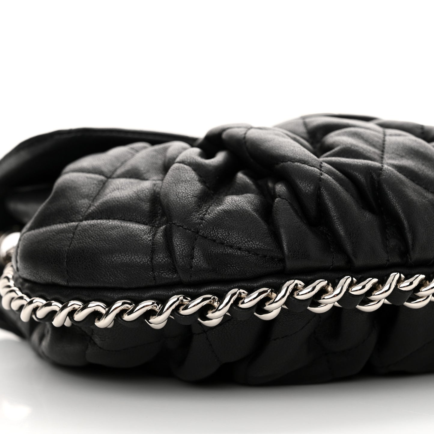 Washed Lambskin Quilted Medium Chain Around Messenger Black