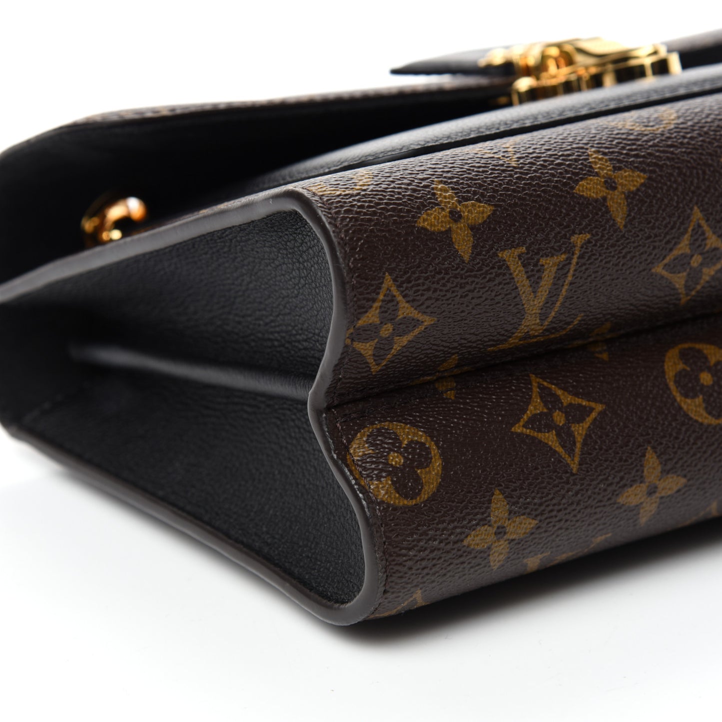 Monogram Victoire Black
