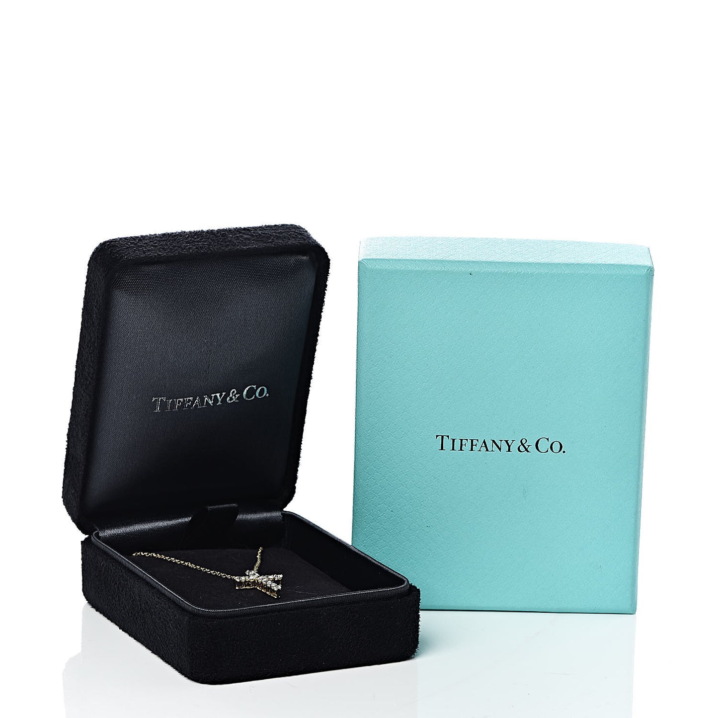18K Yellow Gold Diamond Small Cross Pendant Necklace