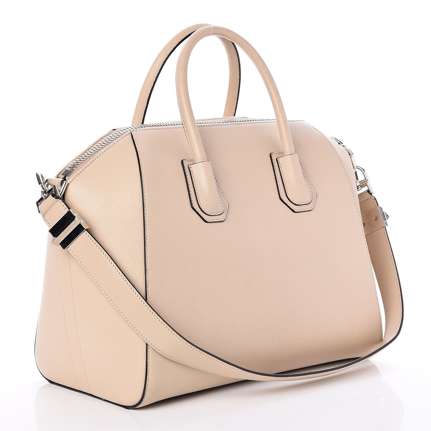 Sugar Goatskin Medium Antigona Sand