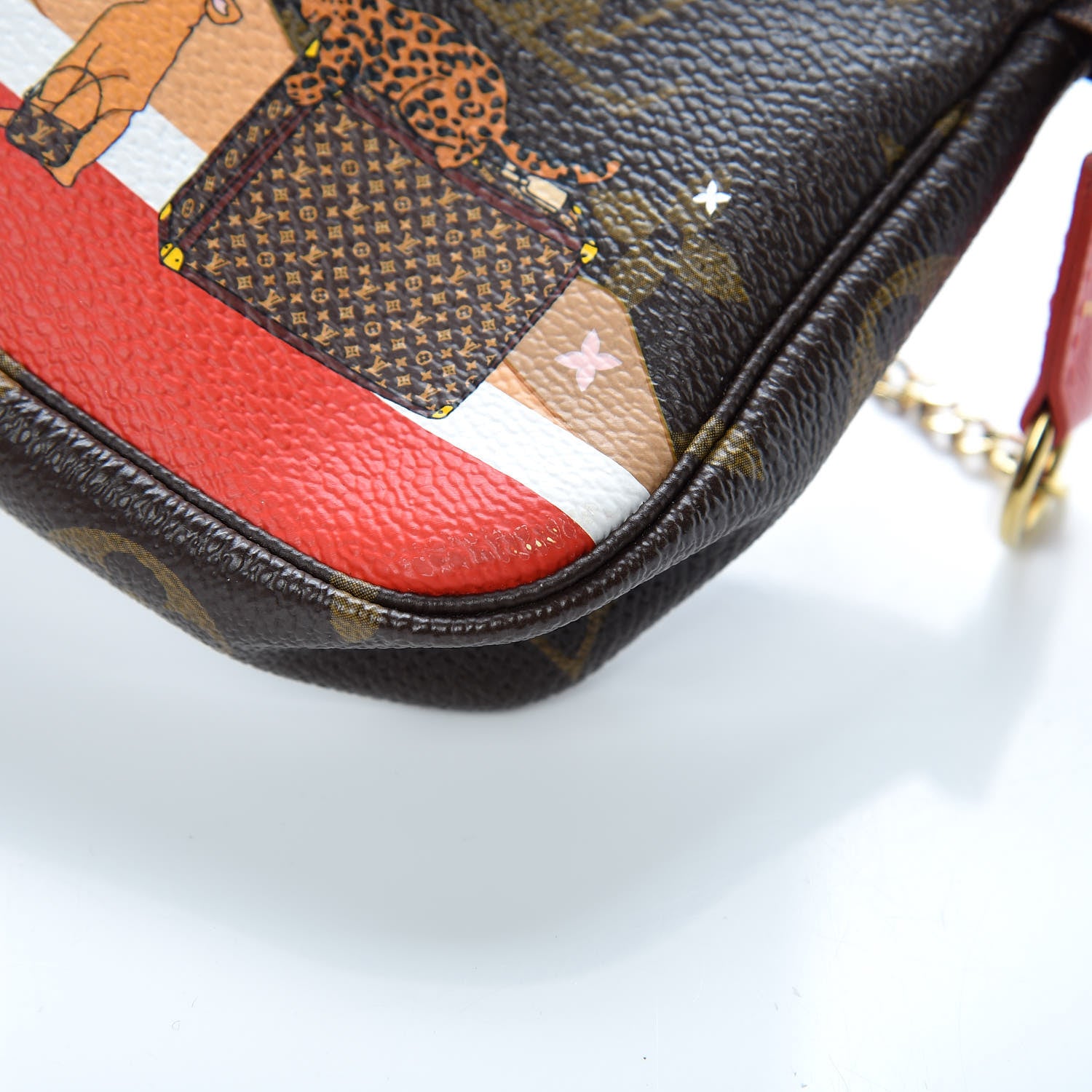 Louis Vuitton Monogram 2018 Christmas Animation Mini Cats Pochette Accessories 10 of 10