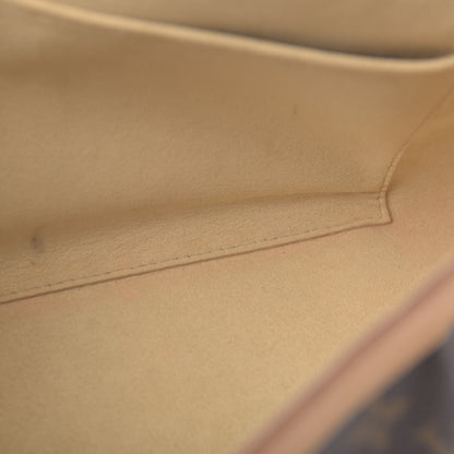 Louis Vuitton Monogram Beverly MM 16 of 16