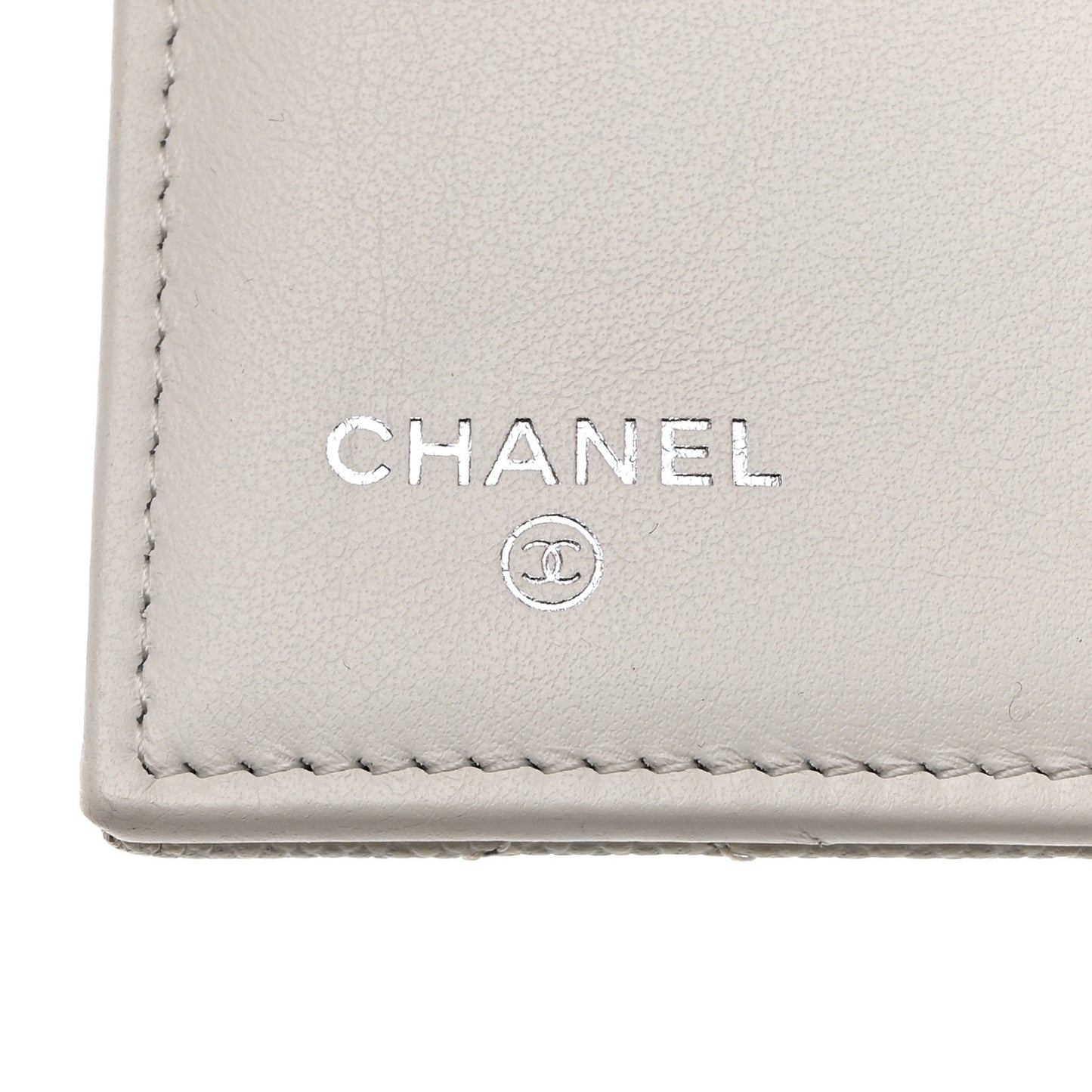 Caviar Quilted Chanel 19 Flap Wallet White Pink