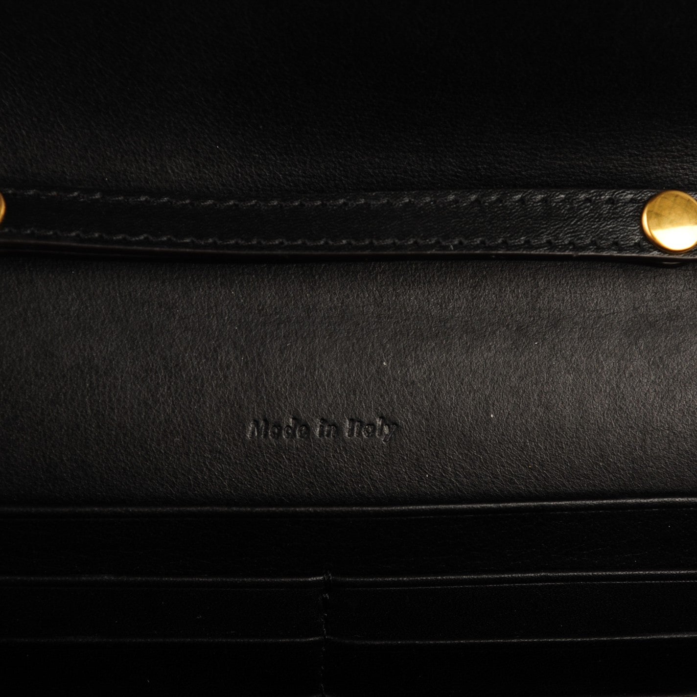 Smooth Calfskin Nubuck Large Pocket Flap On Chain Black