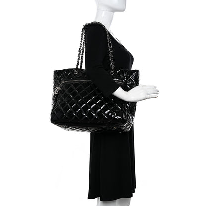 Chanel Patent Quilted Chic and Glitter Large Tote Black 2 of 10