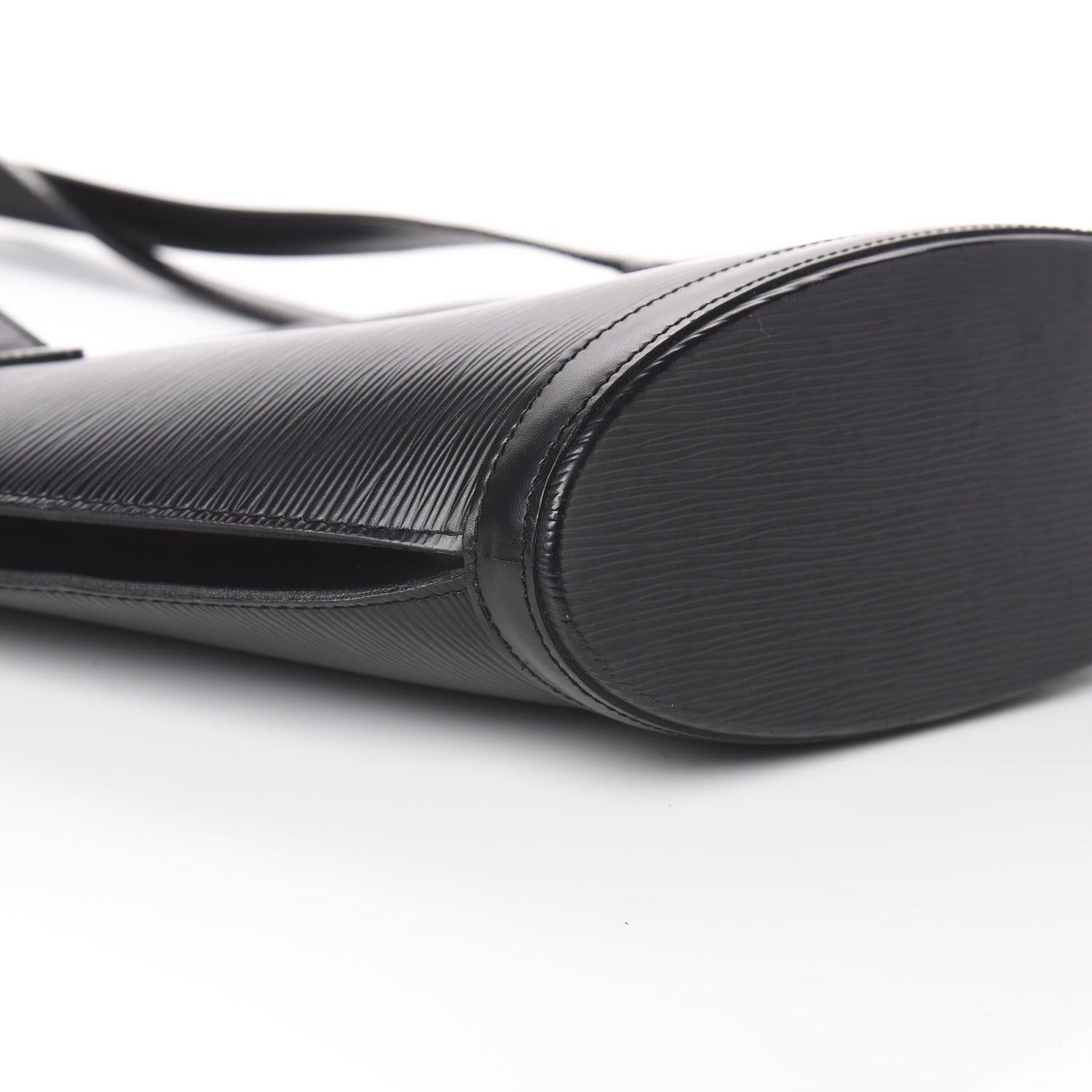 Epi Saint Jacques PM Long Straps Black