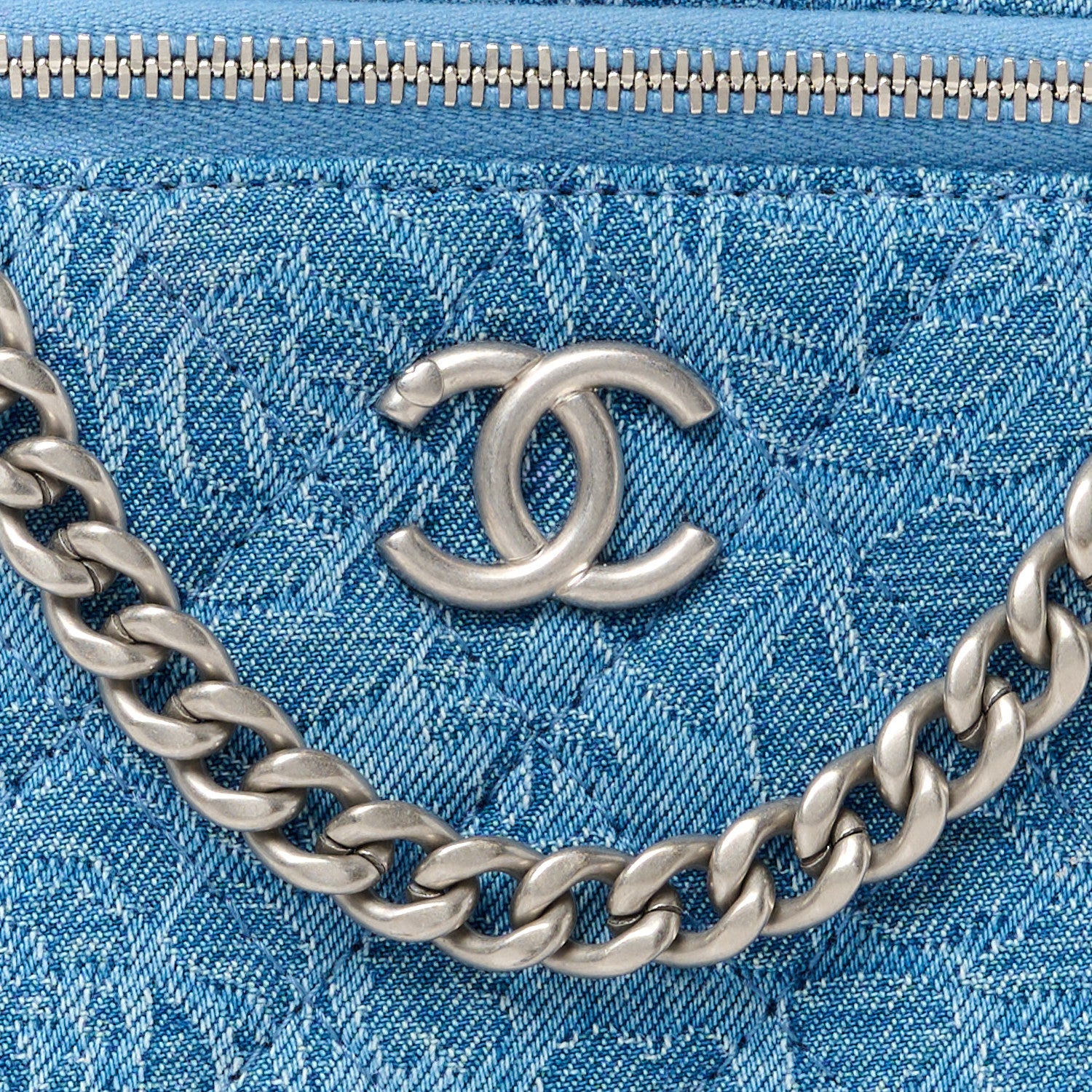 Chanel Denim Quilted Sweetheart Small Vanity Case With Chain Blue 8 of 11