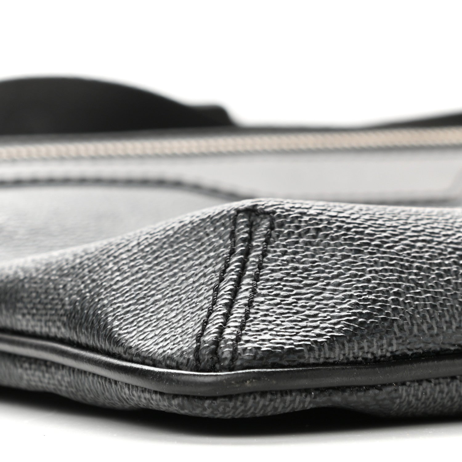 Louis Vuitton Damier Graphite Thomas 8 of 14
