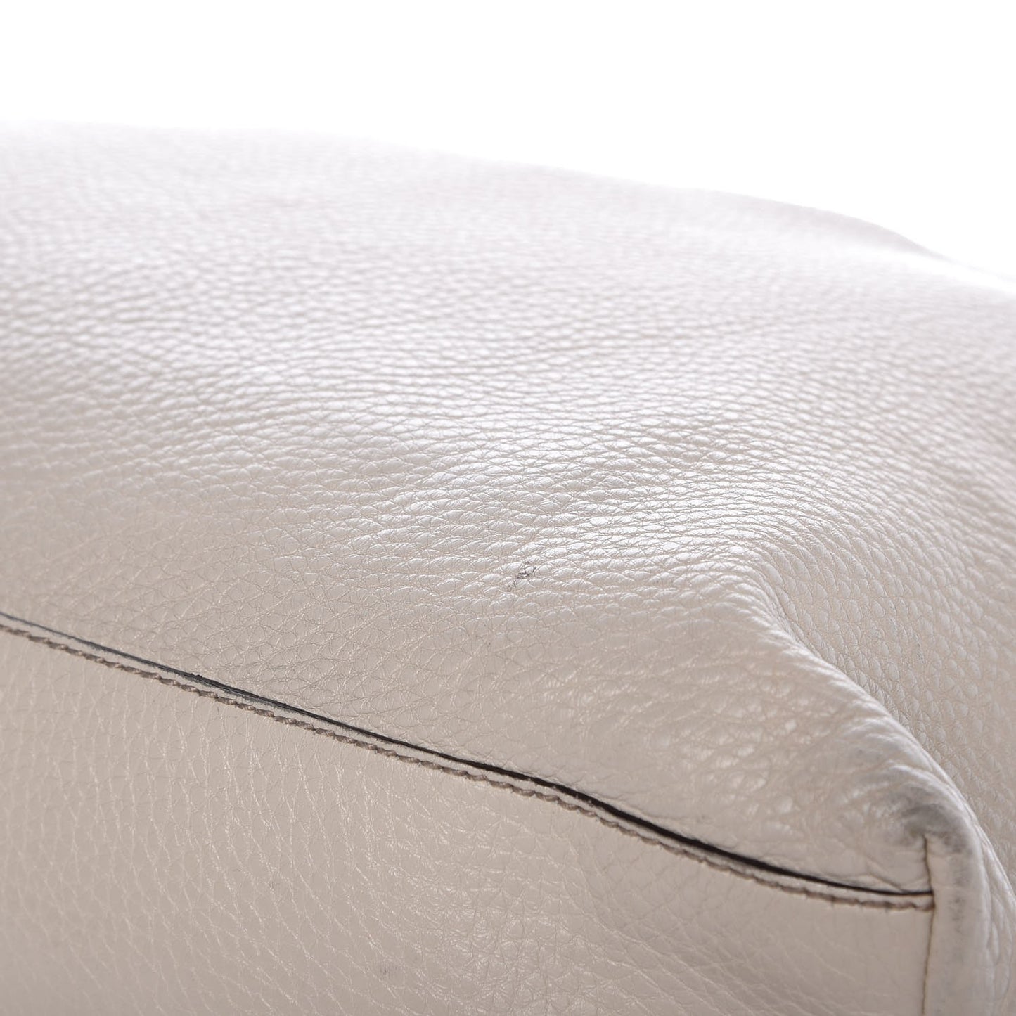 Pebbled Calfskin Medium Soho Chain Shoulder Bag Off White