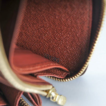Louis Vuitton Monogram Zippy Wallet 7 of 7