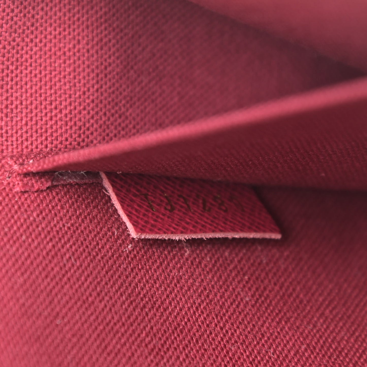 Monogram Pochette Felicie Chain Wallet Fuchsia