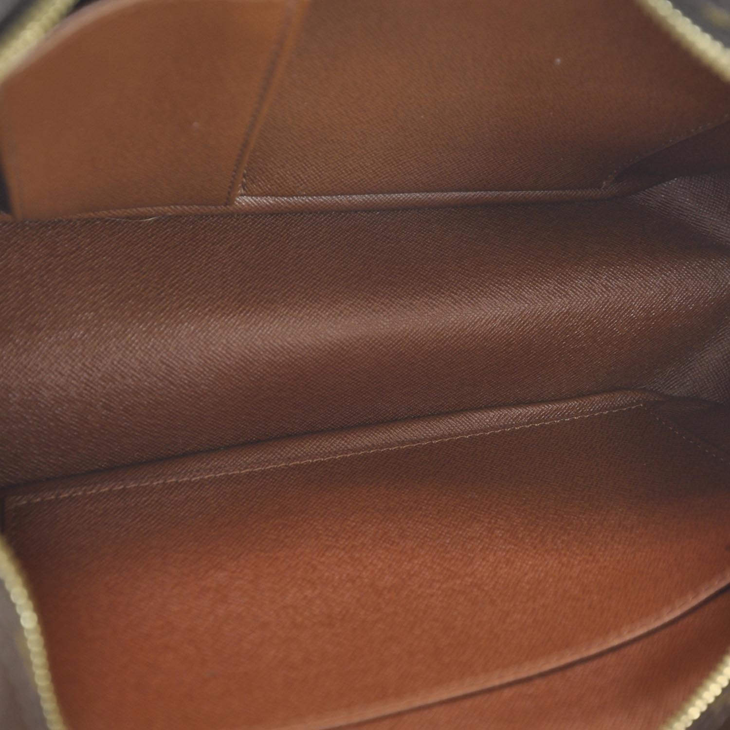 Louis Vuitton Monogram Cite MM 8 of 10