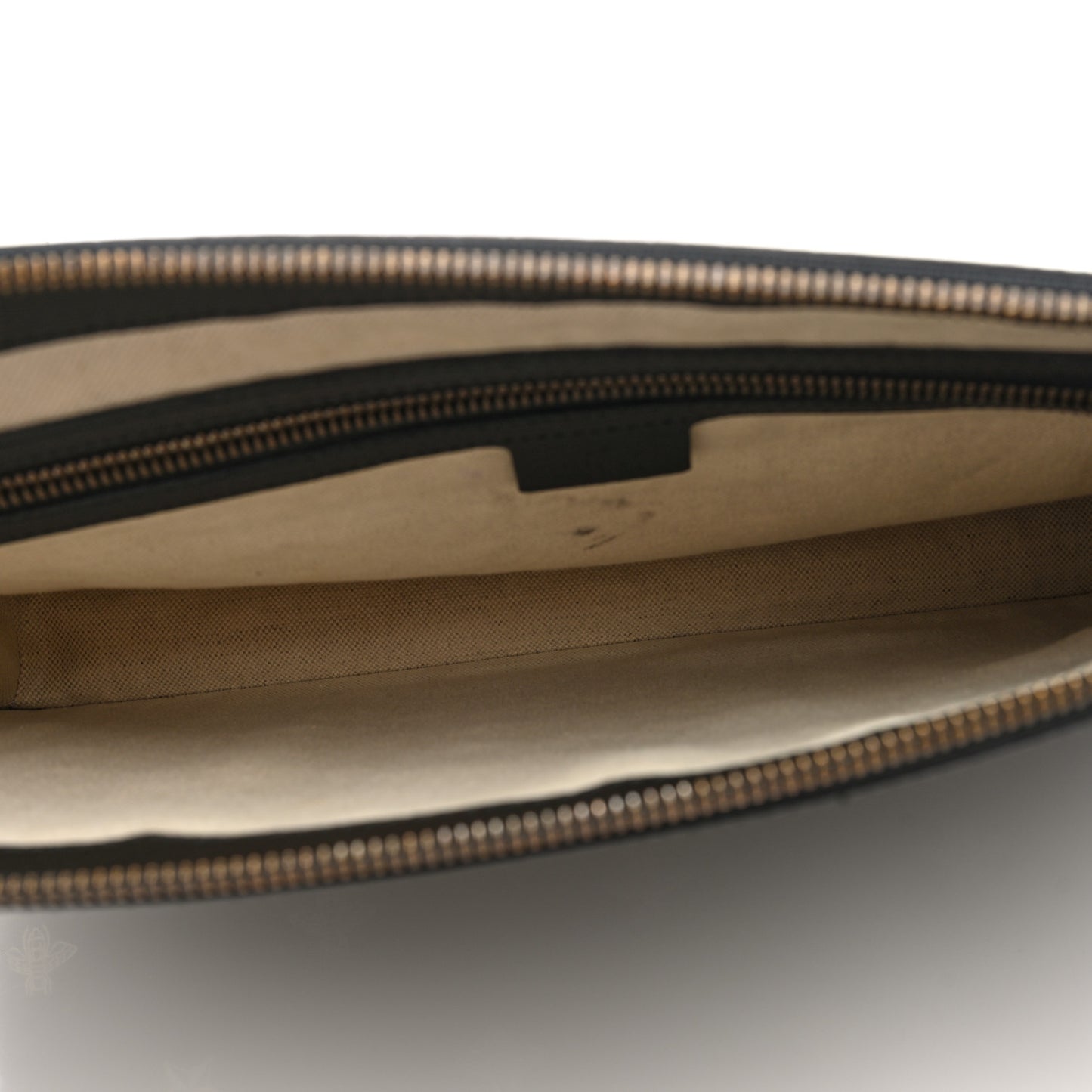 Grained Calfskin Bee Star Messenger Black