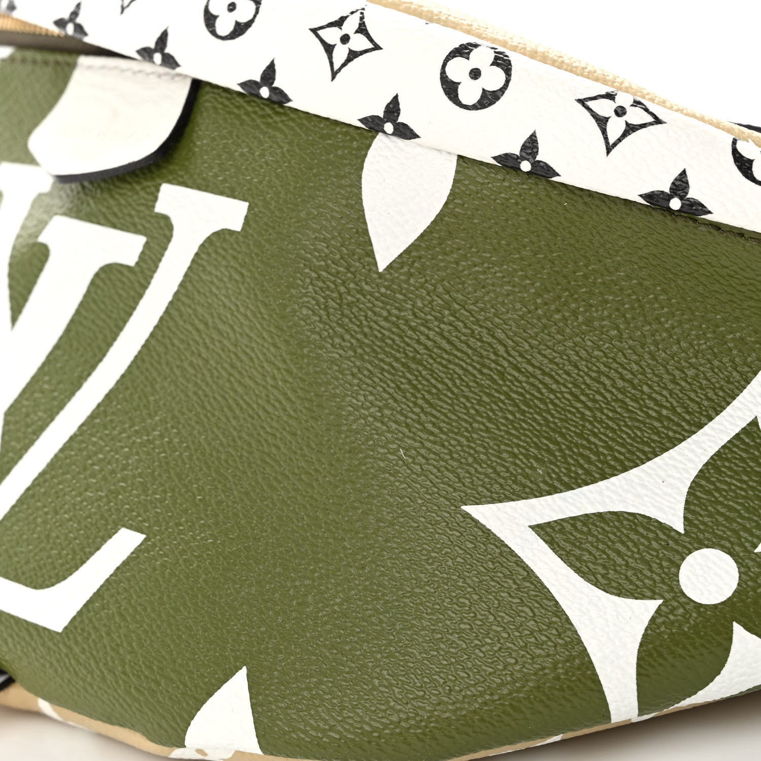 Louis Vuitton Monogram Giant Bumbag Kaki Beige 9 of 9