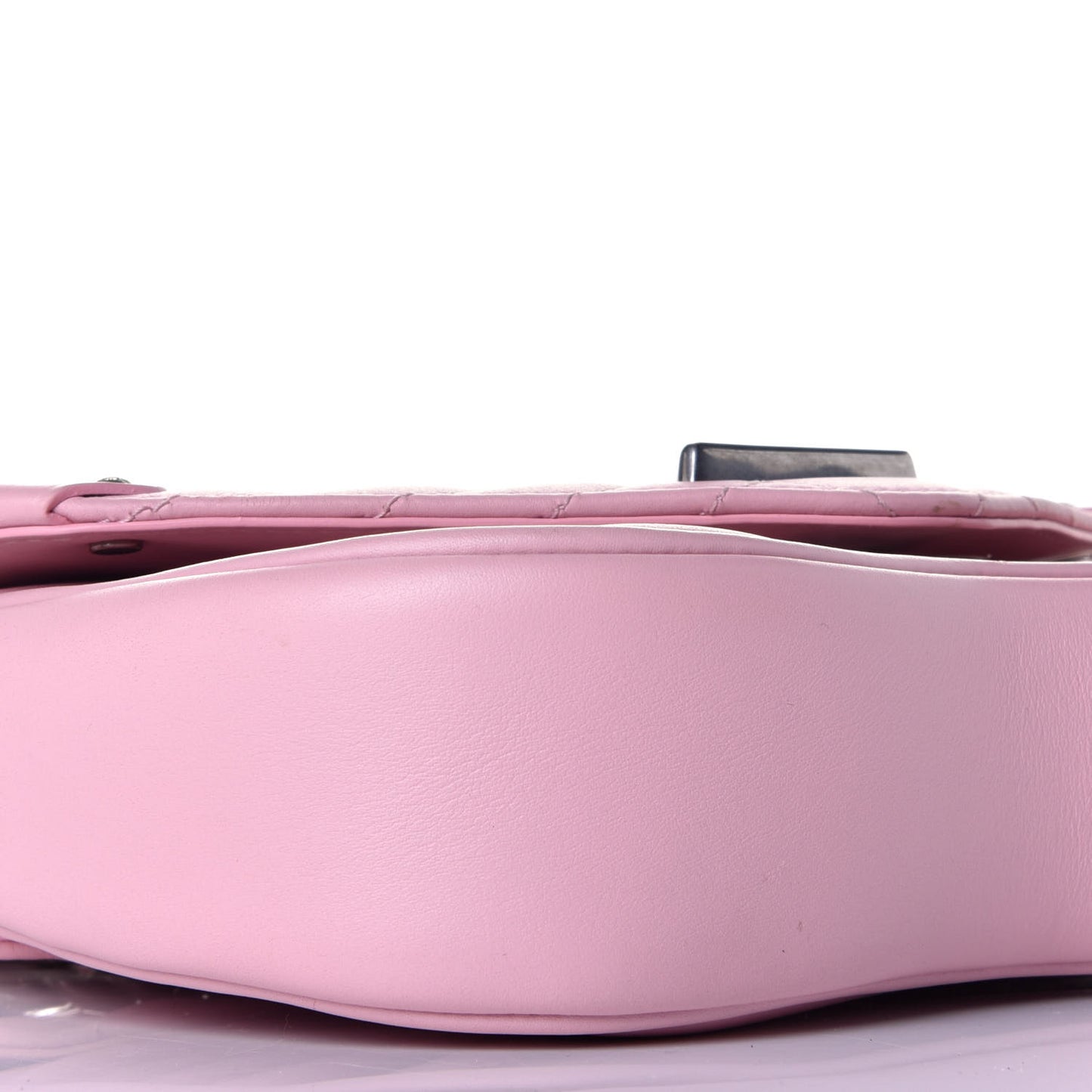 Calfskin New Wave Chain MM Rose Clair