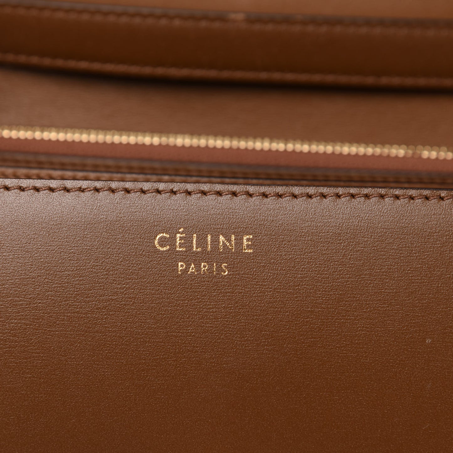 Box Calfskin Medium Classic Box Flap Bag Camel