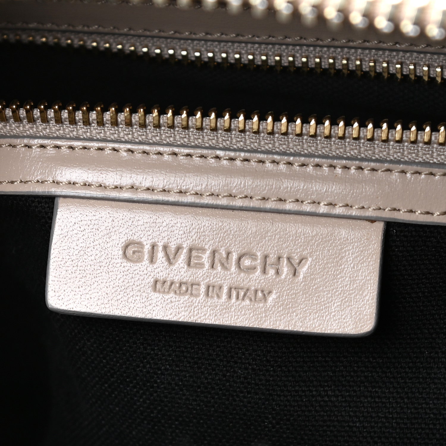 Givenchy Shiny Lord Calfskin Small Antigona Sand 5 of 8