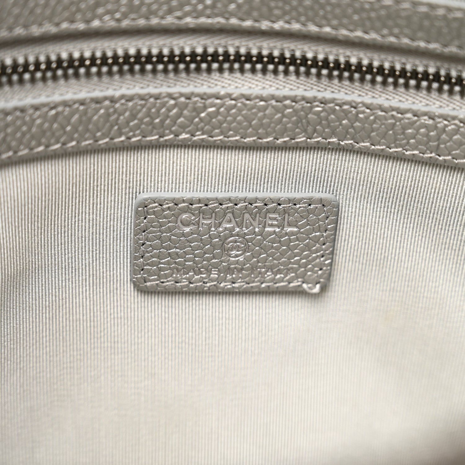 Chanel Metallic Caviar Quilted Medium Cosmetic Case 6 of 8
