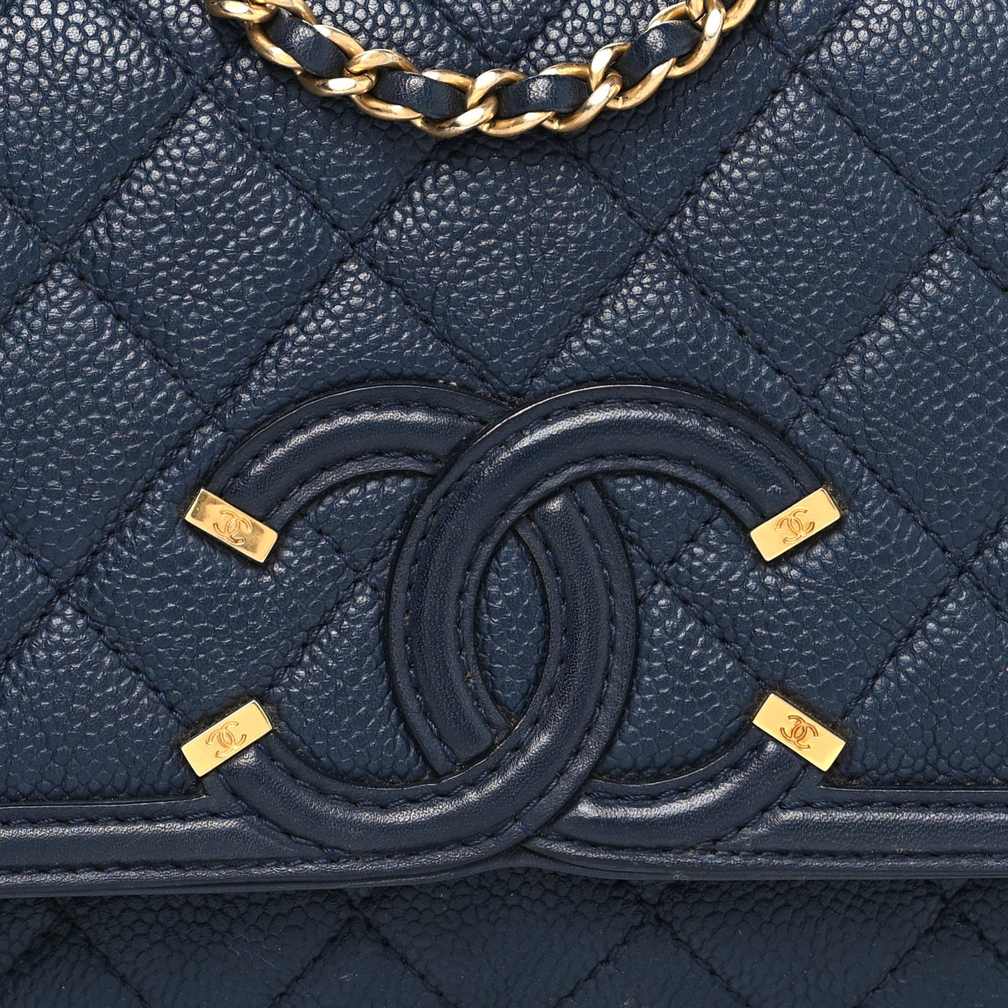 Caviar Quilted Small CC Filigree Flap Navy