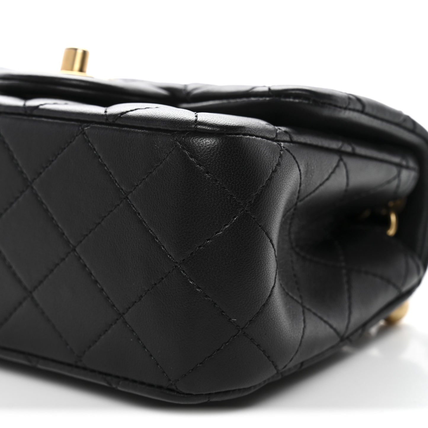 Lambskin Quilted Mini Pearl Crush Flap Black