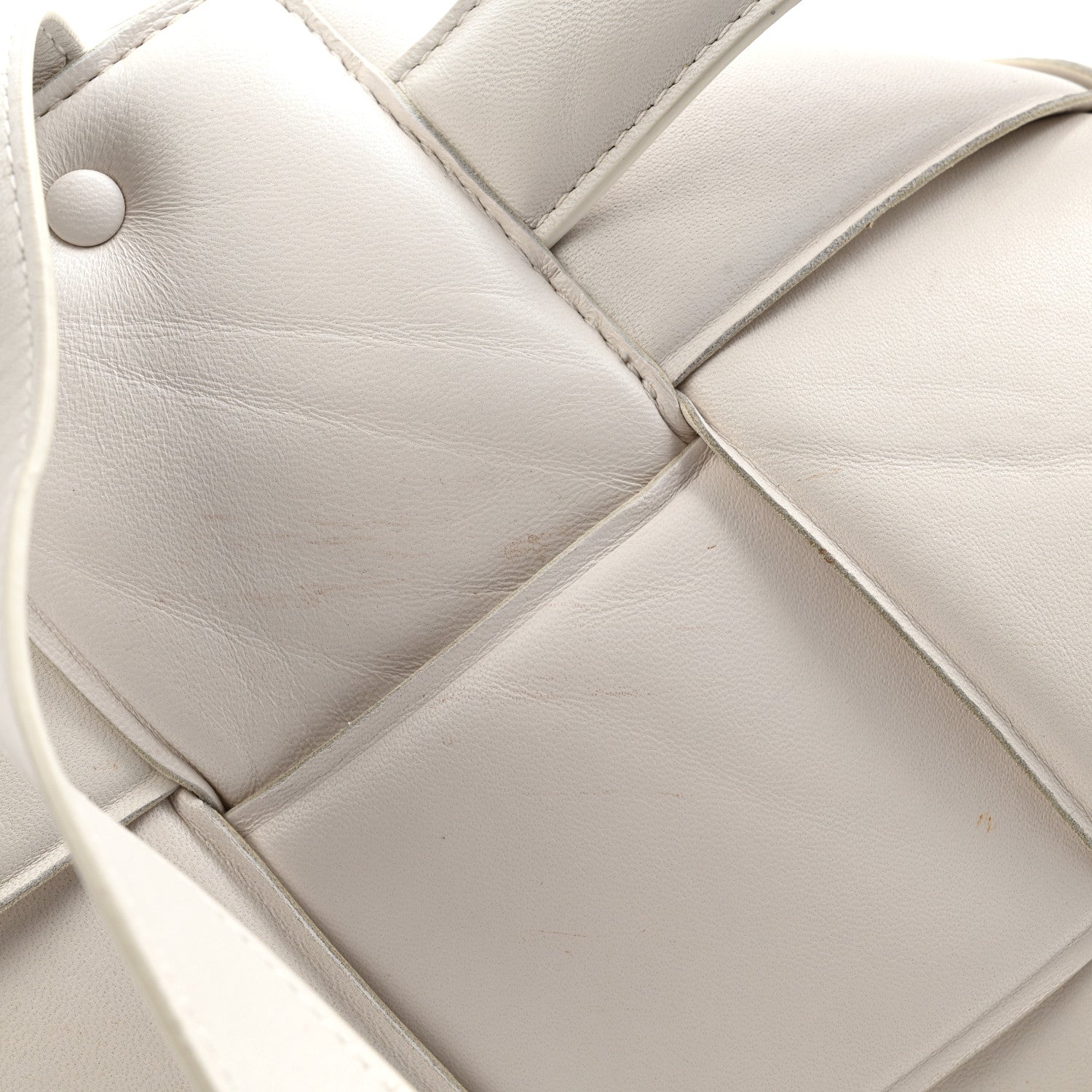 Bottega Veneta Nappa Intreccio Padded Top Handle Shoulder Bag White 20 of 30