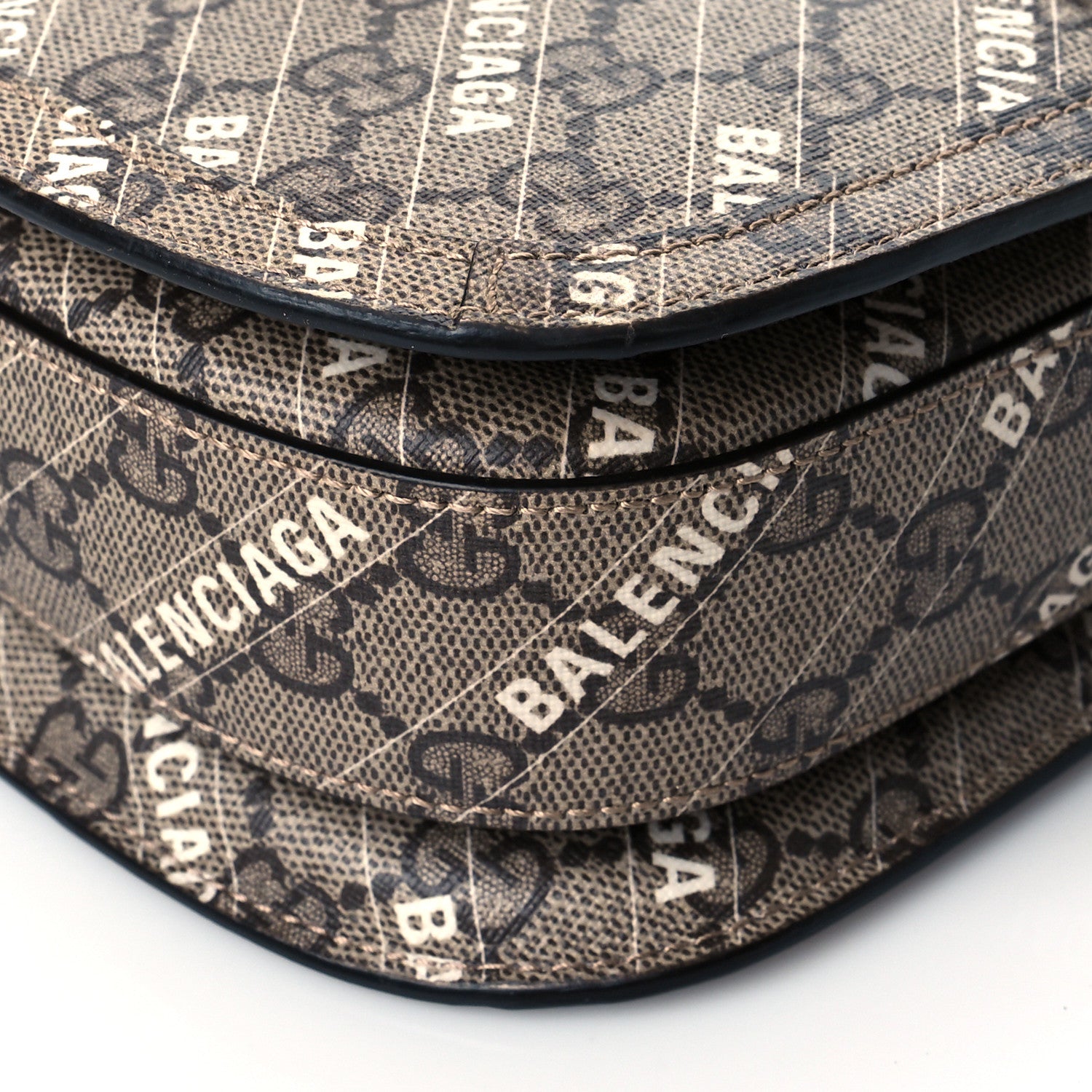 Gucci X BALENCIAGA GG Supreme Monogram Logo Print Horsebit 1955 Shoulder Bag Beige Ebony 6 of 11