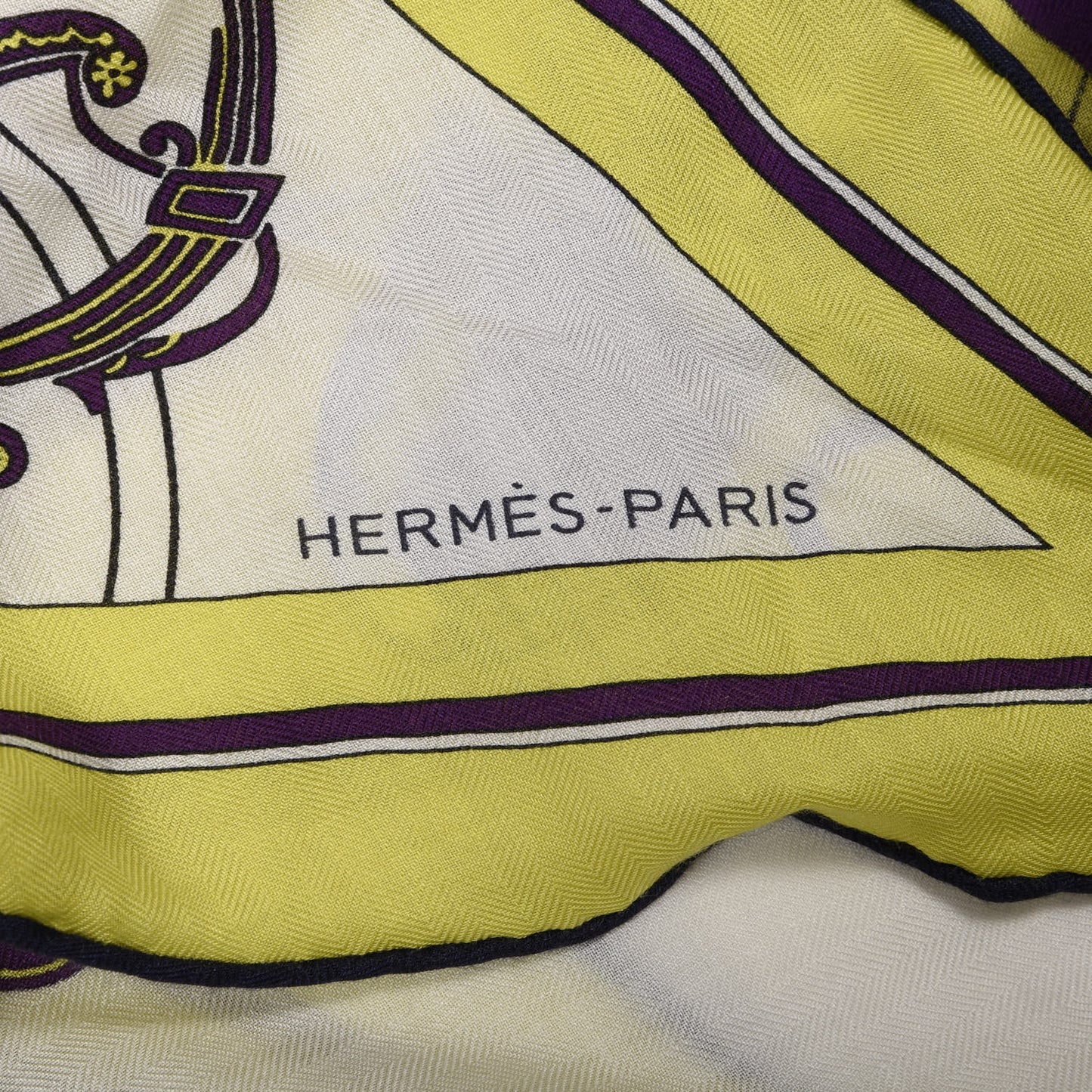 Cashmere Silk Ex-Libris Losange Scarf MM Jaune Fluo Violet Blanc