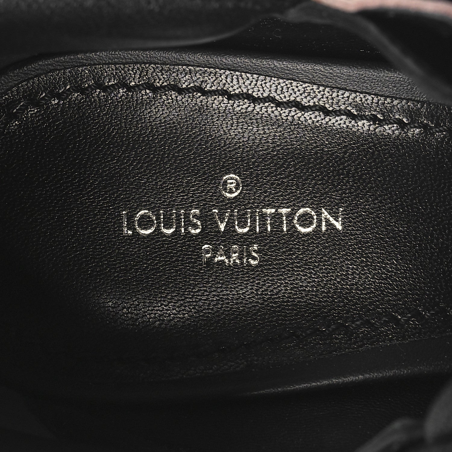 Louis Vuitton Calfskin Rubber Streamline Lace Up Pumps 40 Black White Pink 8 of 8