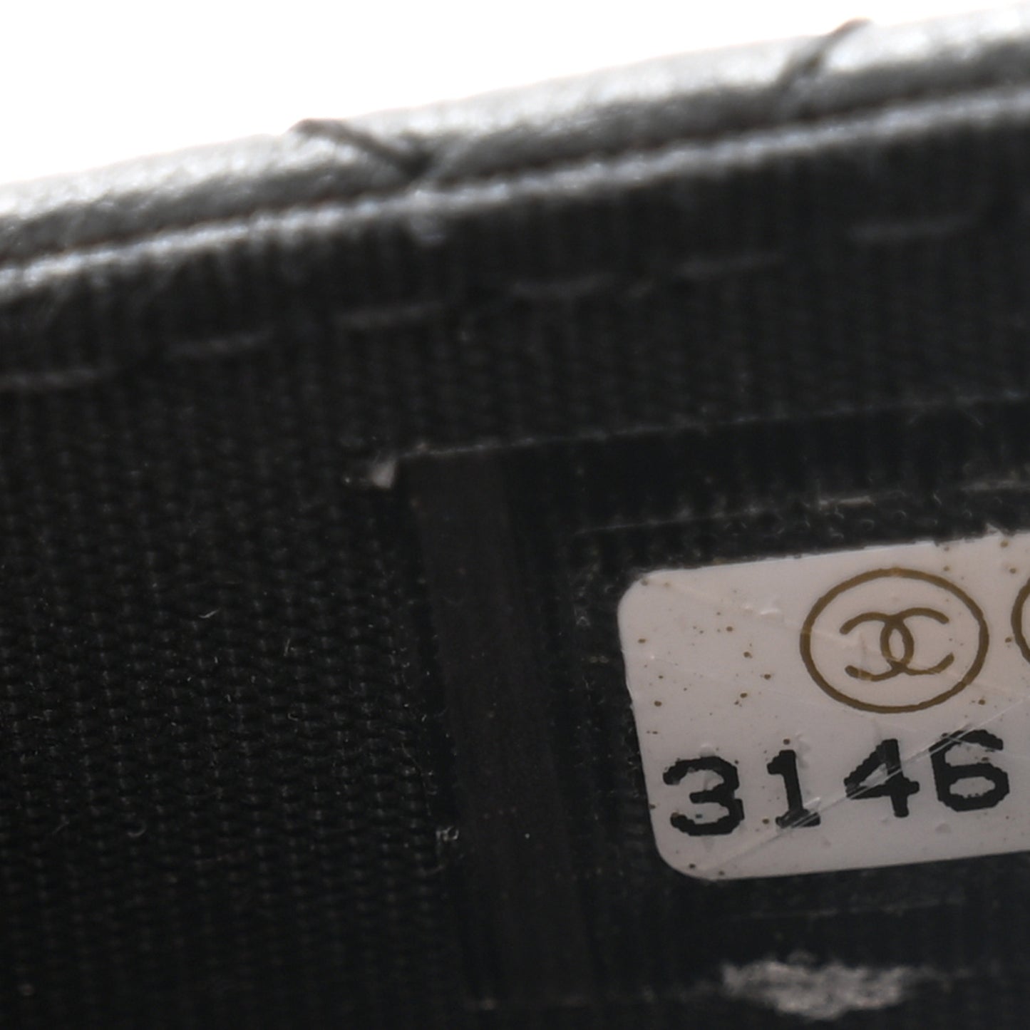 Lambskin Quilted Pearl Crown Clutch With Chain Black