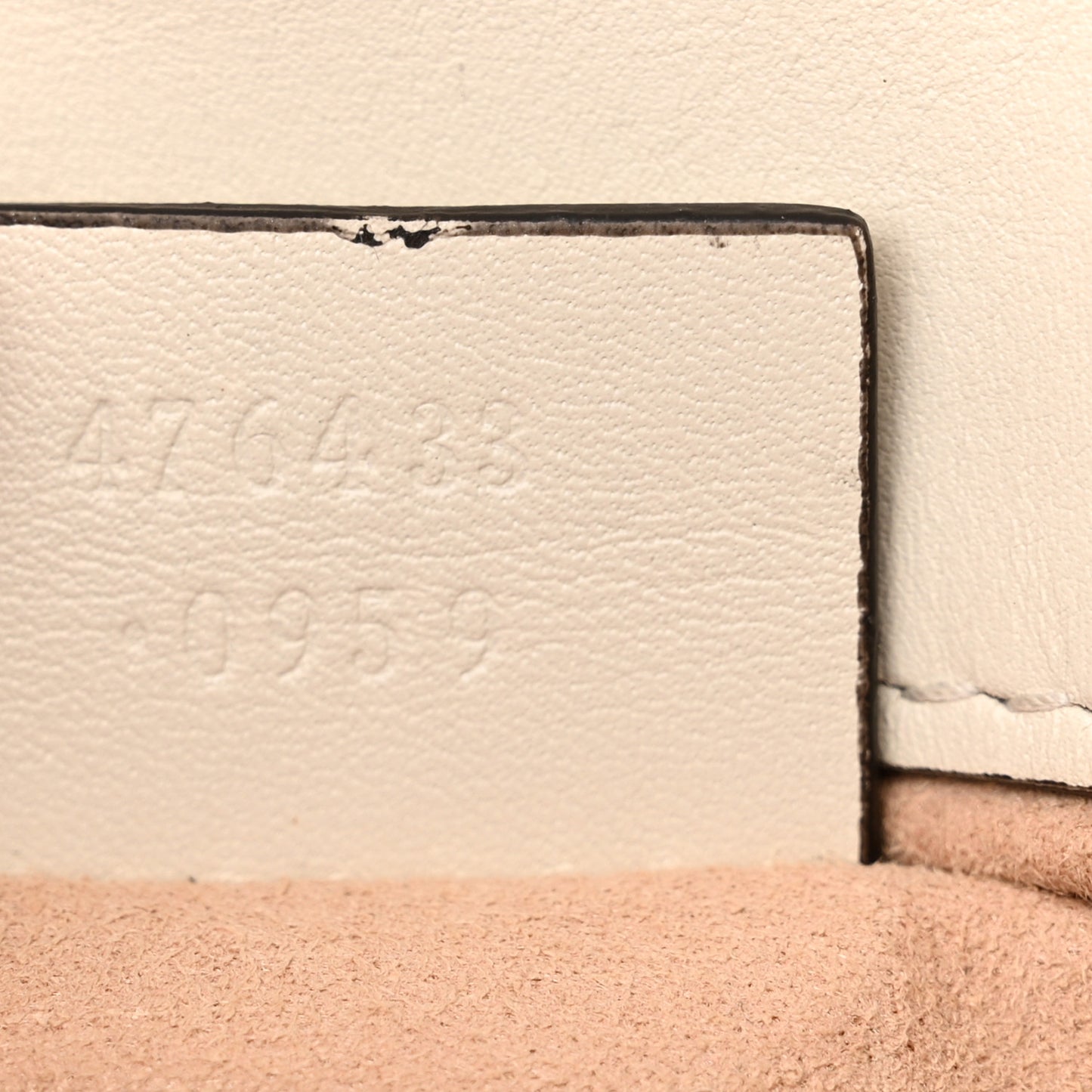 Calfskin Matelasse Super Mini GG Marmont Shoulder Bag White