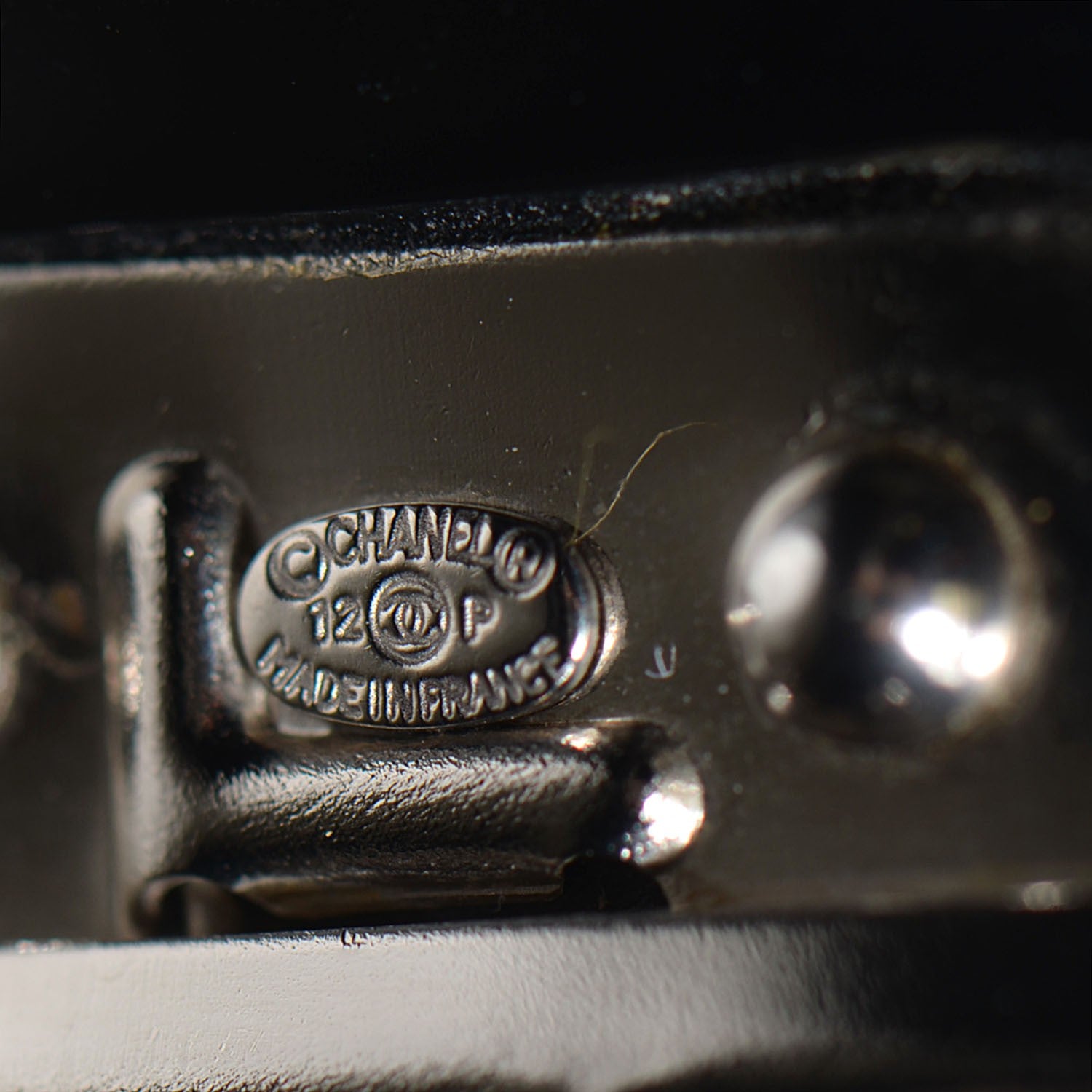 Chanel Resin Strass CC Stars Cuff Black 4 of 5