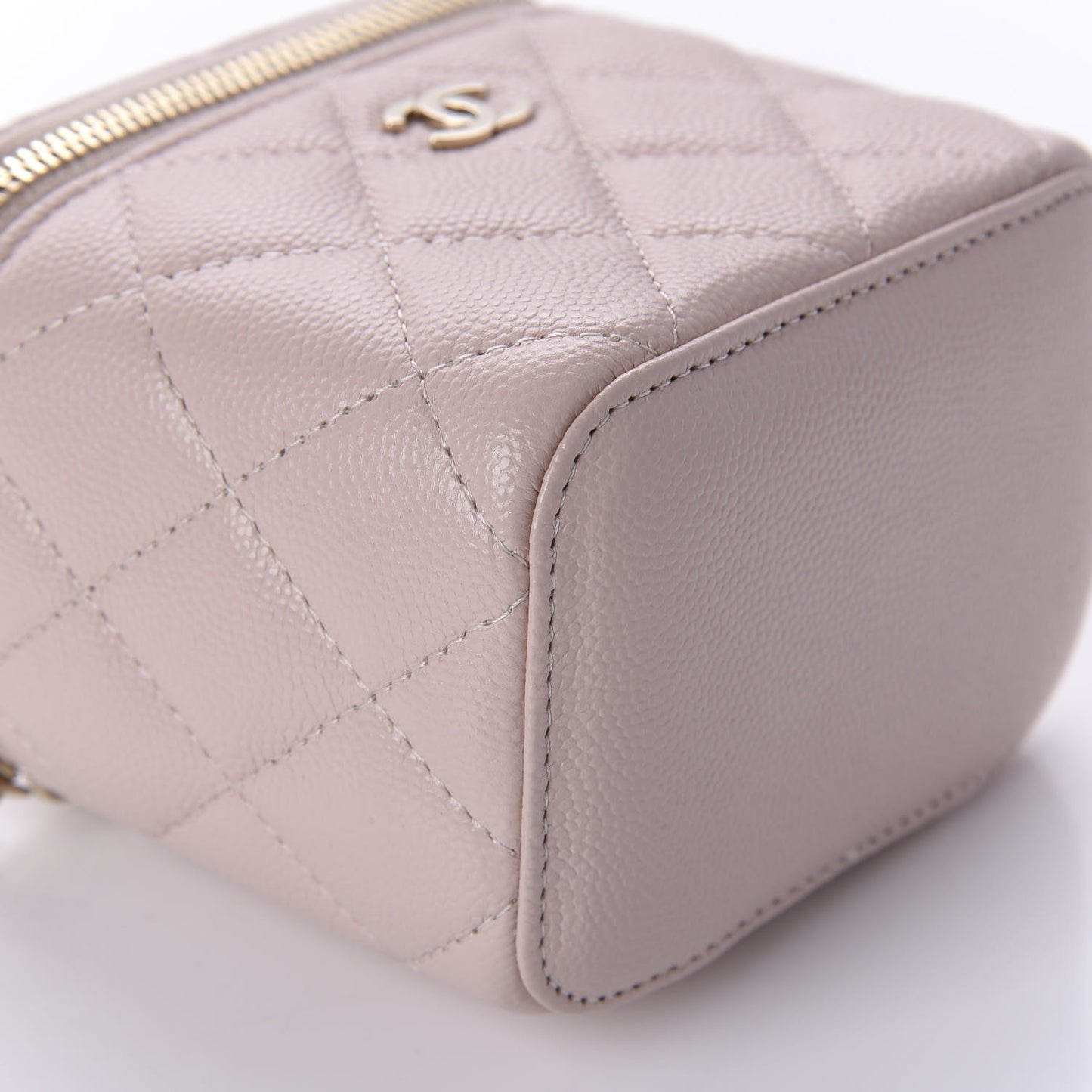 Caviar Quilted Mini Vanity Case With Chain Light Pink