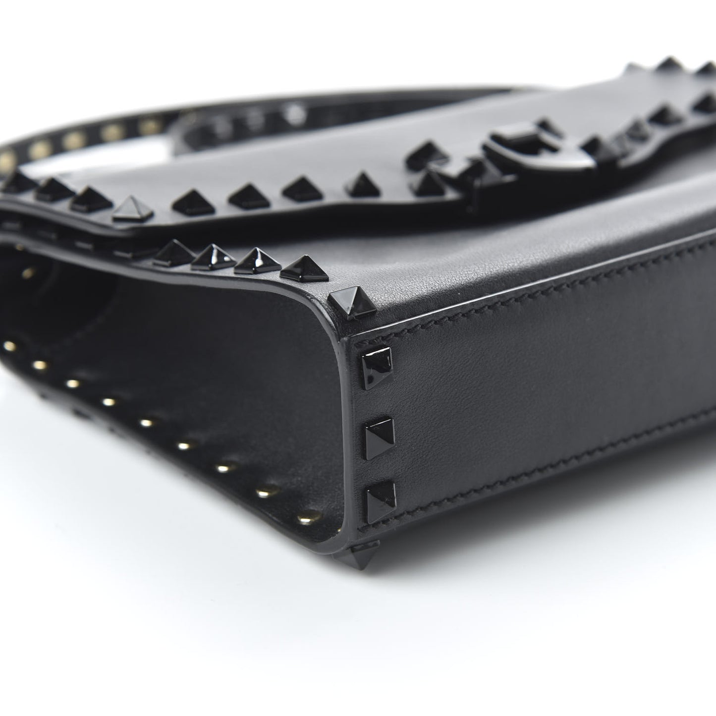 Vitello Monochrome Medium Rockstud Flip Lock Crossbody Bag Black