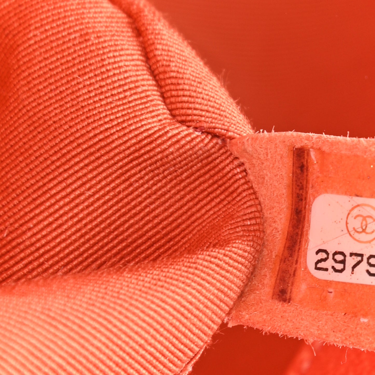 Caviar Quilted Medium Boy Flap Orange